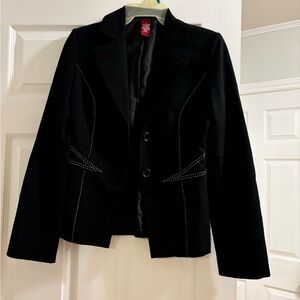 SIZE 6 - Tailored black suit jacket